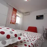 Gostinjska kuća Lidus Makarska