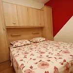 Lidus Gostinjska kuća Makarska
