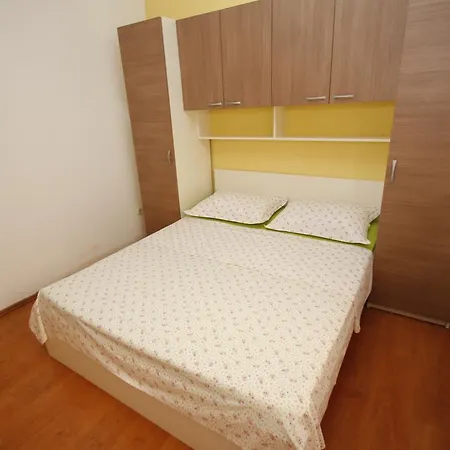 Πανσιόν Lidus 3*